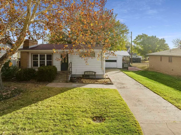 $145,000 | 806 South Pearl Street, Pratt, KS 67124