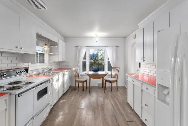 $145,000 | 806 South Pearl Street, Pratt, KS 67124