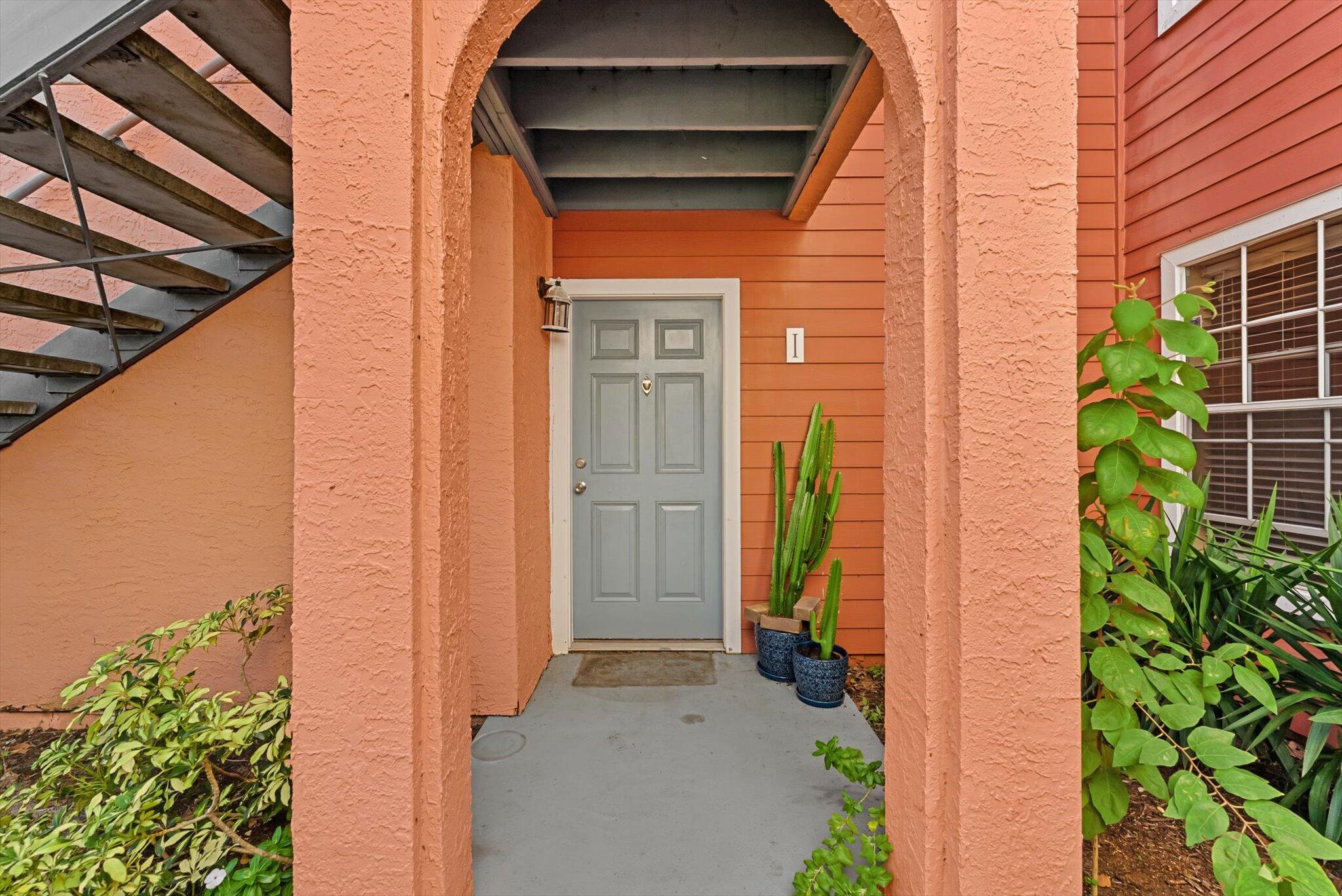 1345 Crystal Way, Unit I Delray Beach, FL 33444 - Photo 2 of 19 02-1-5