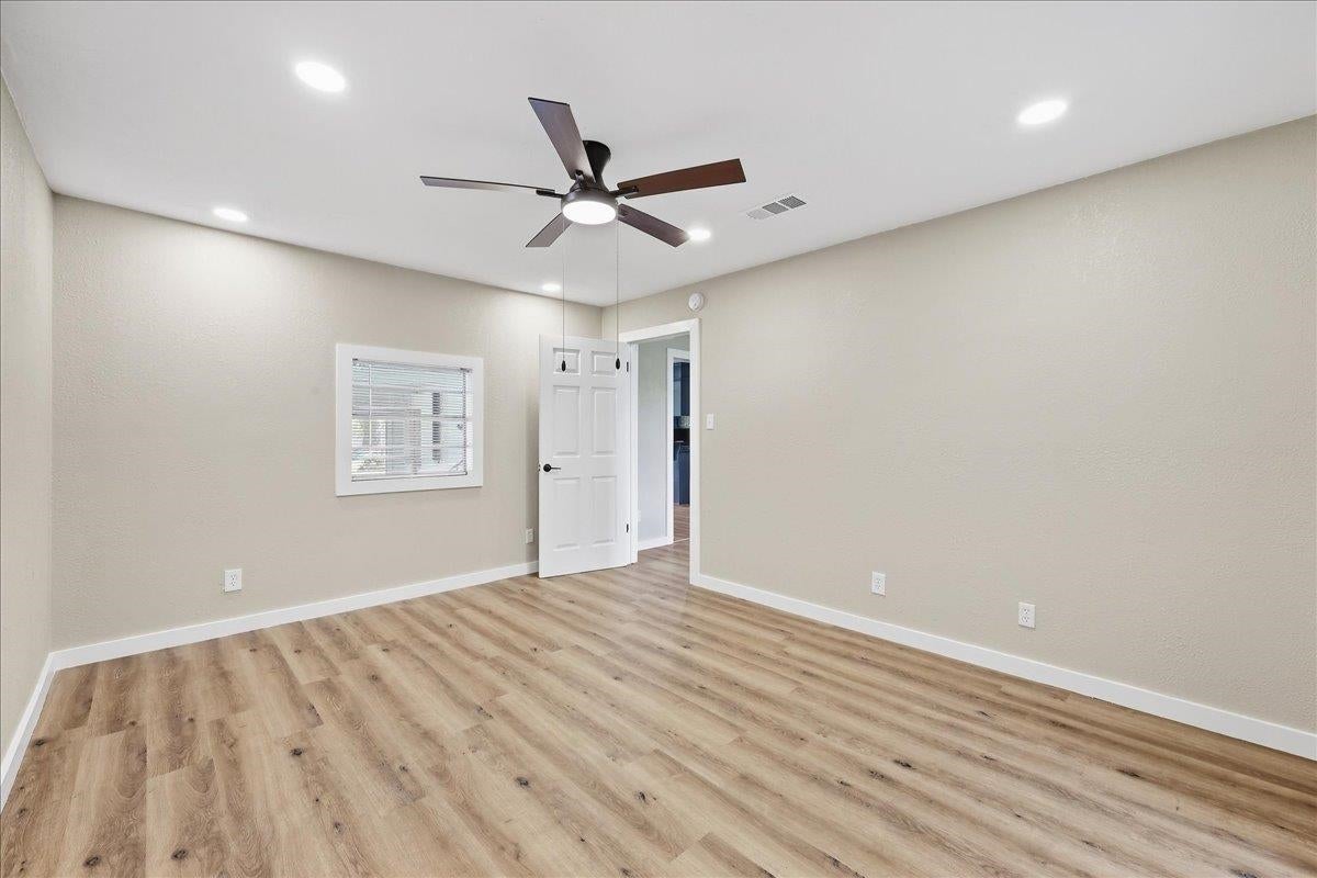 375 Butler Road Vidor, TX 77662 - Photo 9 of 15 Gallery Image 9