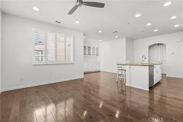 $649,900 | 31865 Calle Luz, Temecula, CA 92592