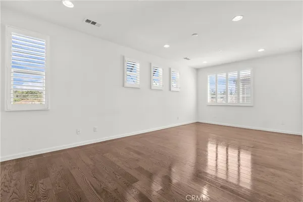 $649,900 | 31865 Calle Luz, Temecula, CA 92592