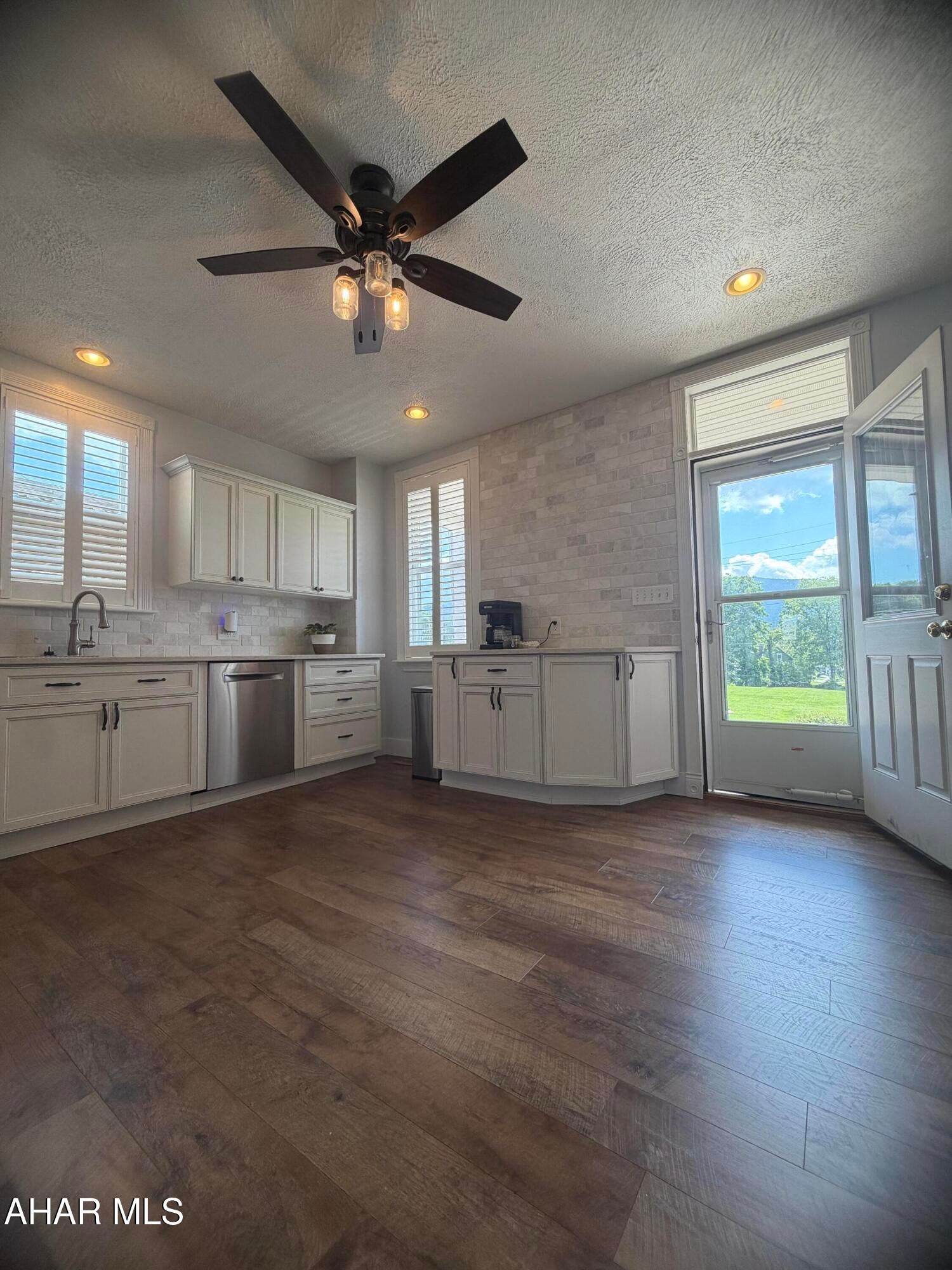 144 Short Cut Road Osterburg, PA 16667 - Photo 18 of 46 Gallery Image 18