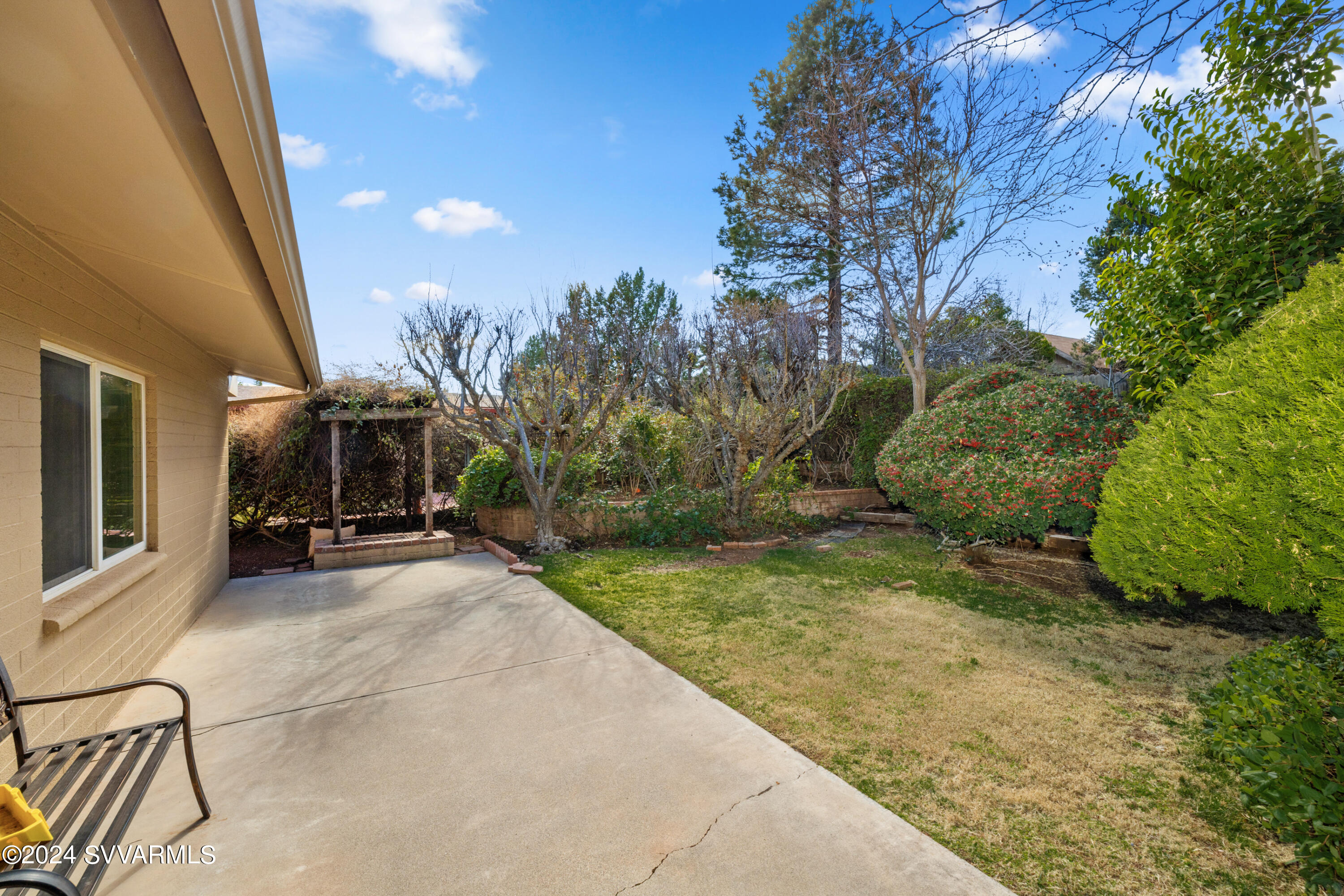70 Tonto Road Sedona, AZ 86336 - Photo 25 of 31 70 Tonto Rd - Backyard