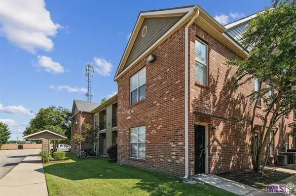 $1,400 | 7300 Burbank Drive, Unit 12, Baton Rouge, LA 70820