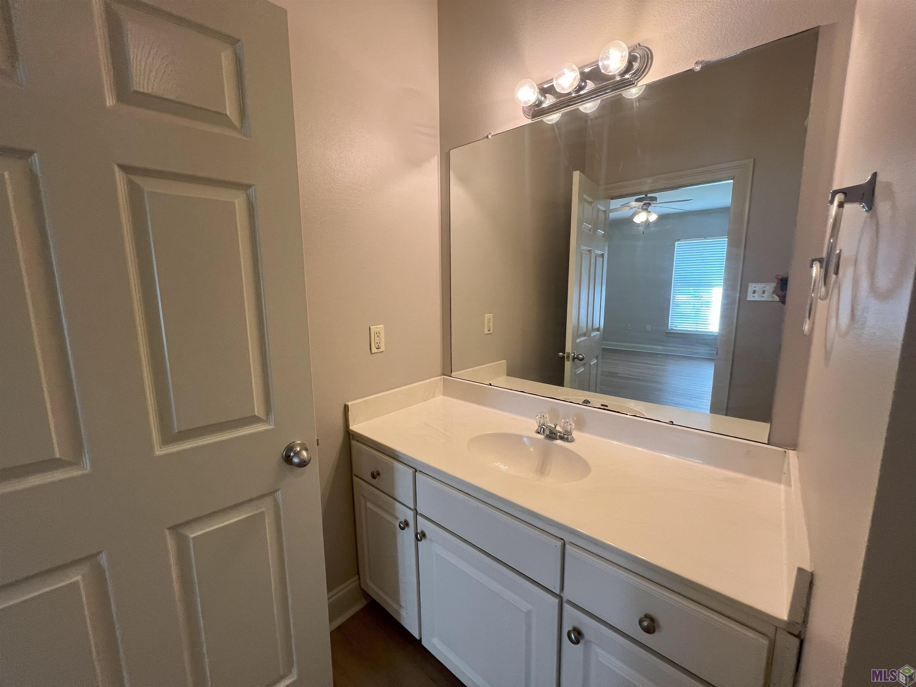 7300 Burbank Drive, Unit 12 Baton Rouge, LA 70820 - Photo 14 of 17