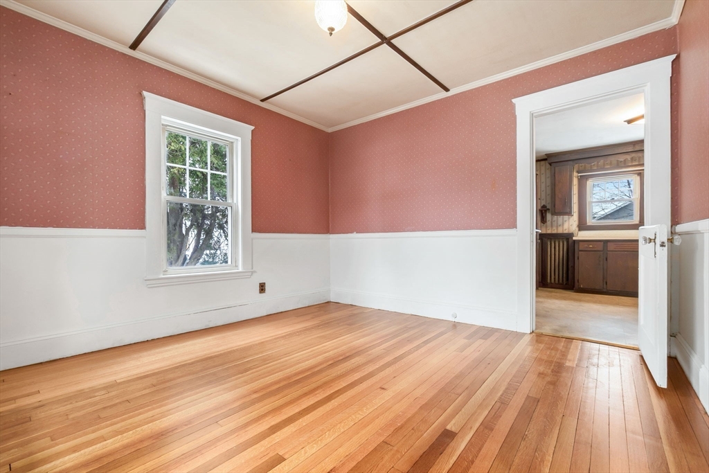 14 Chase Street Danvers, MA 01923 - Photo 15 of 36