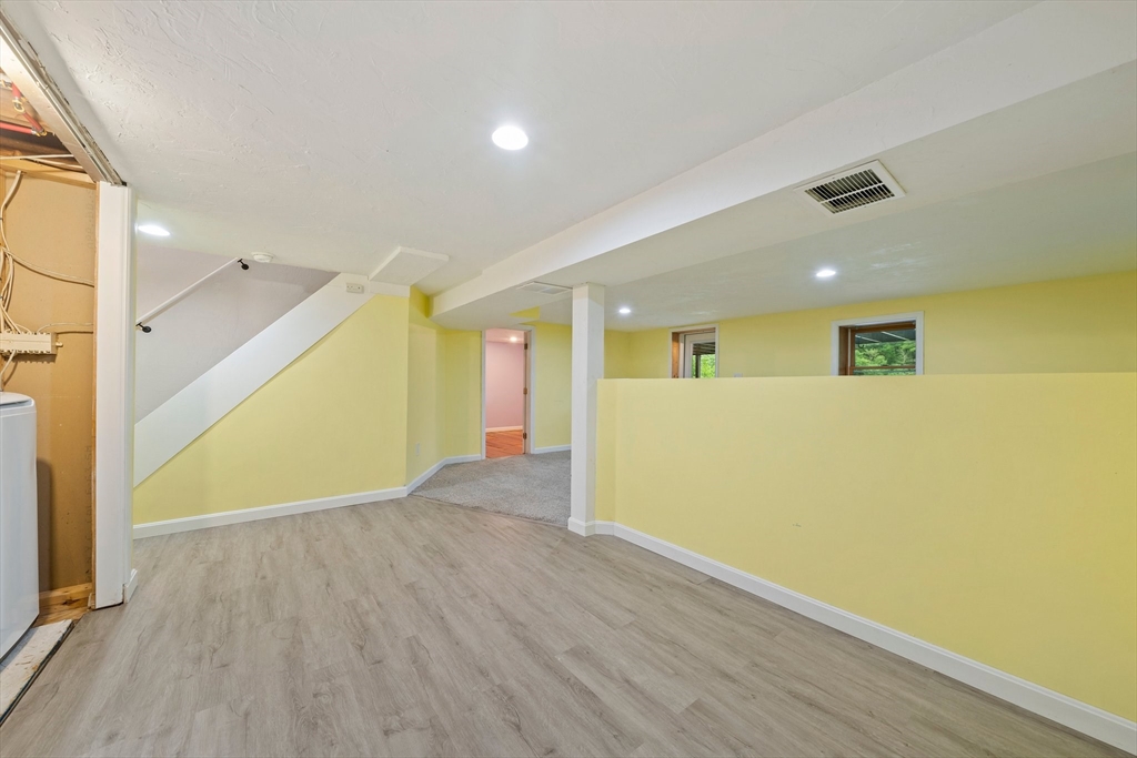 60 Bunnys Road Carver, MA 02330 - Photo 15 of 41 Gallery Image 15