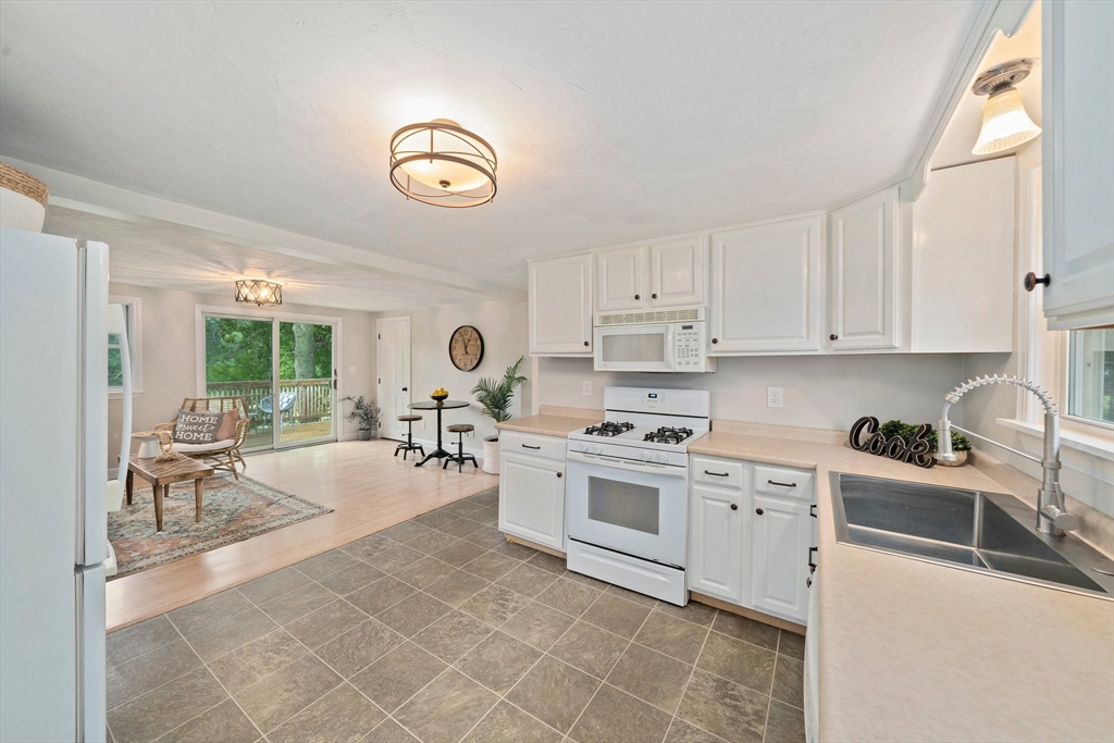 60 Bunnys Road Carver, MA 02330 - Photo 2 of 41 Gallery Image 2
