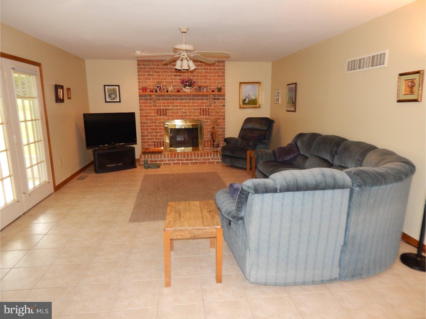 116 Meadowlark Road Reading, PA 19606 - Photo 11 of 22