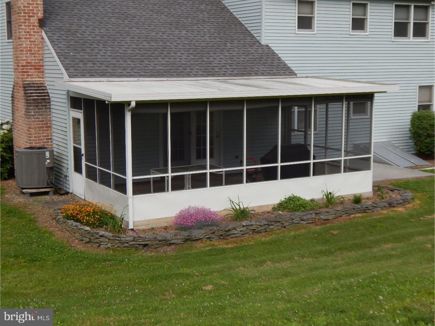 116 Meadowlark Road Reading, PA 19606 - Photo 4 of 22