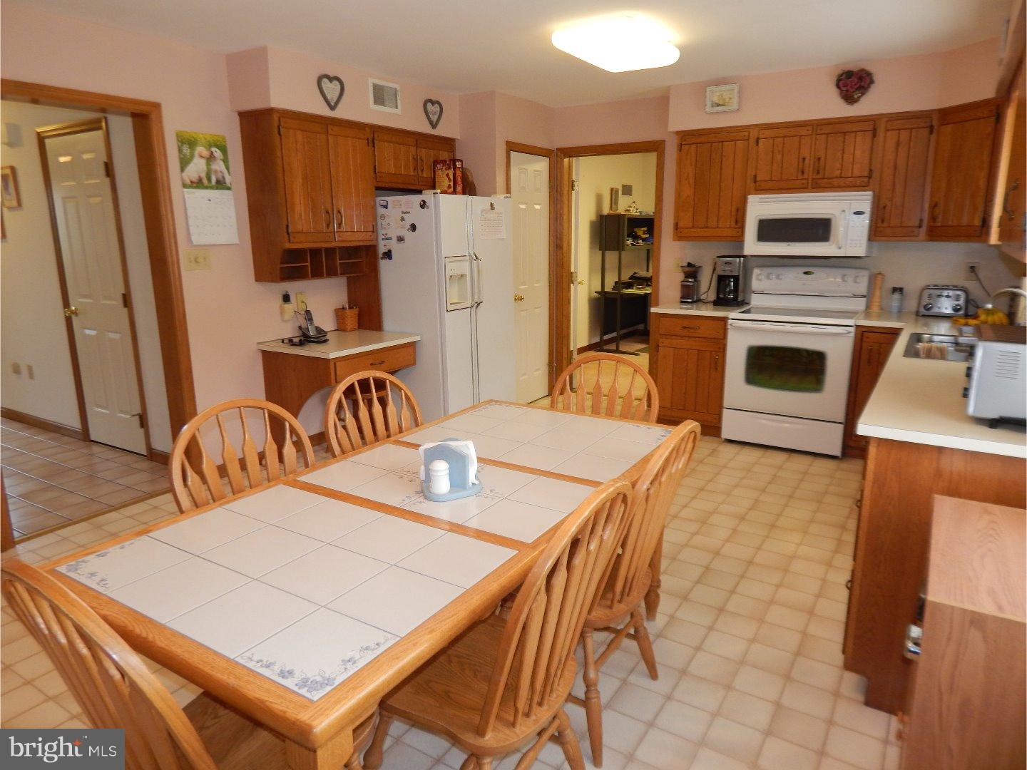 116 Meadowlark Road Reading, PA 19606 - Photo 10 of 22