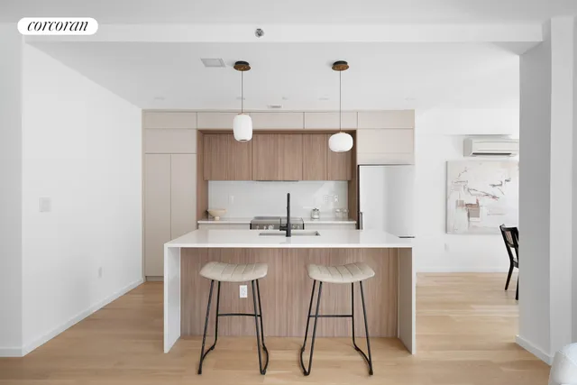 $1,495,000 | 14-35 Broadway, Unit PH | Astoria