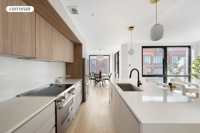 $1,495,000 | 14-35 Broadway, Unit PH | Astoria