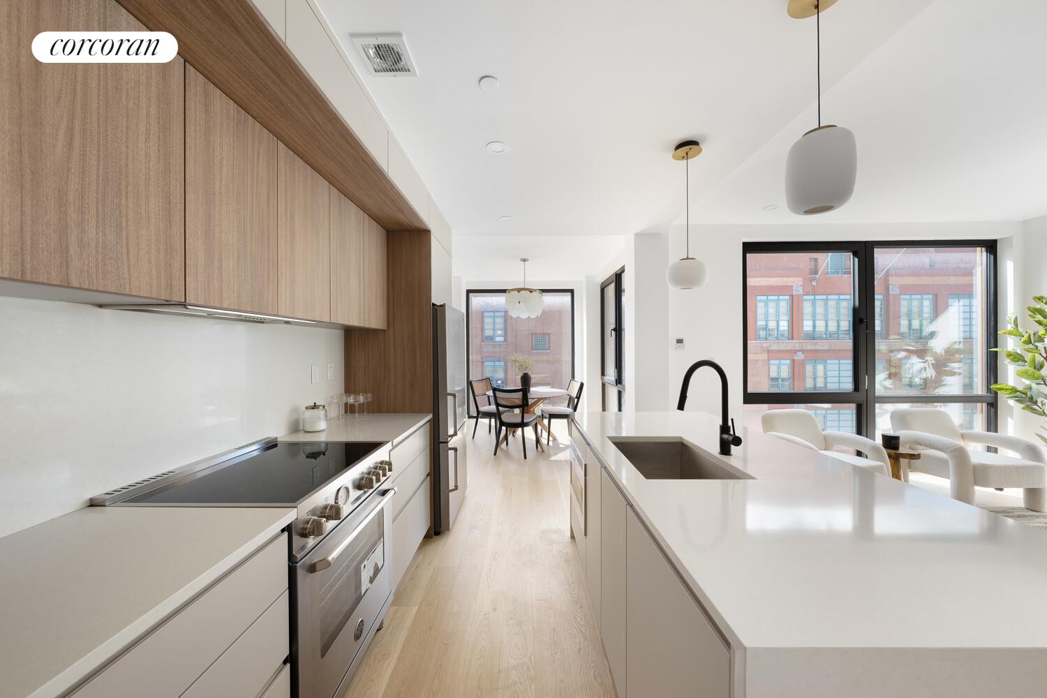 14-35 Broadway, Unit PH Queens, NY 11106 - Photo 5 of 17