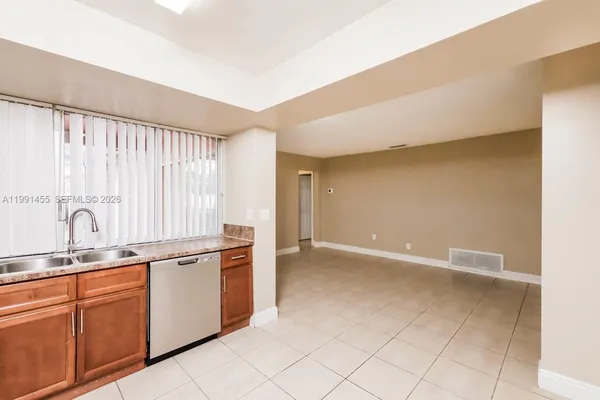 $3,410 | Miramar, Miramar, FL 33025