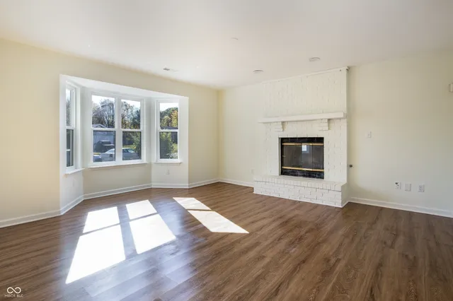 $299,900 | 2006 Cycling Lane, Indianapolis, IN 46260