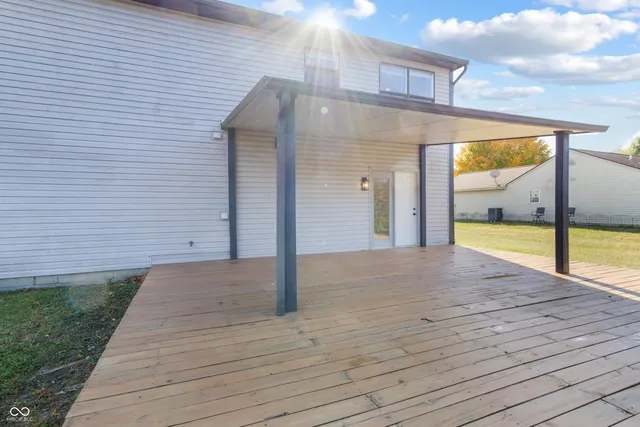 $299,900 | 2006 Cycling Lane, Indianapolis, IN 46260