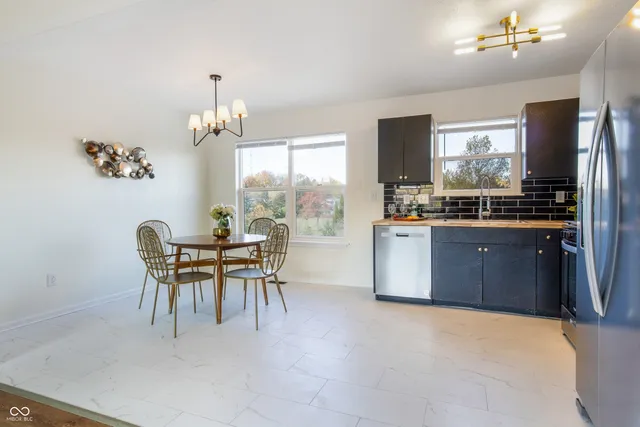 $299,900 | 2006 Cycling Lane, Indianapolis, IN 46260