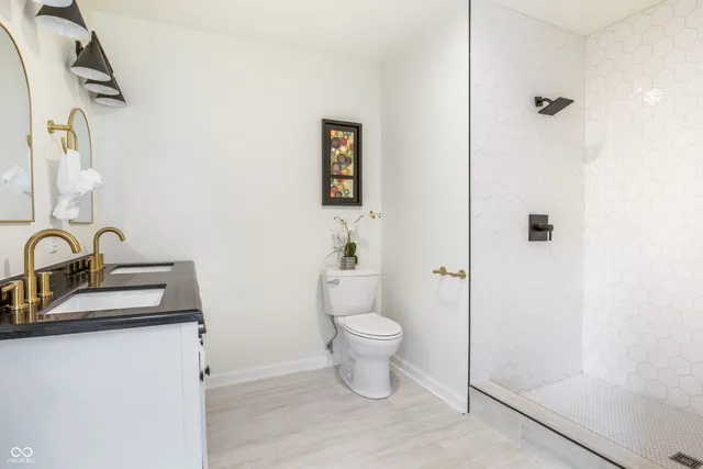 $299,900 | 2006 Cycling Lane, Indianapolis, IN 46260