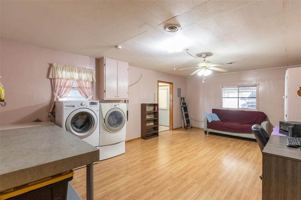 8867 Spinks Road Abilene, TX 79603 - Photo 8 of 39