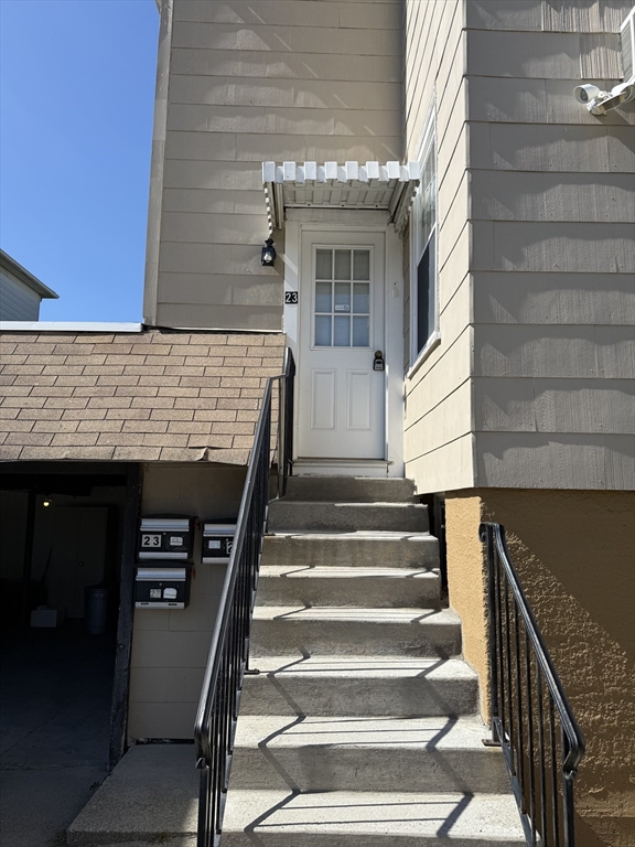 23 Liscomb Street, Unit 1 Worcester, MA 01604 - Photo 2 of 14