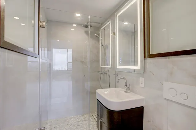 $375,000 | 14 Greenway Plaza, Unit 15L, Houston, TX 77046