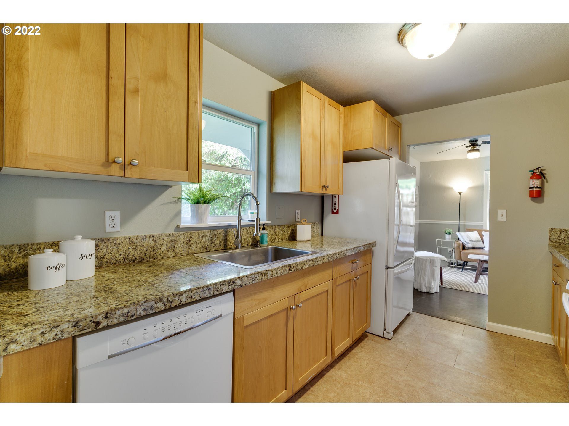 9517 Southwest Boones Ferry Road Portland, OR 97219 - Photo 14 of 32 Gallery Image 14