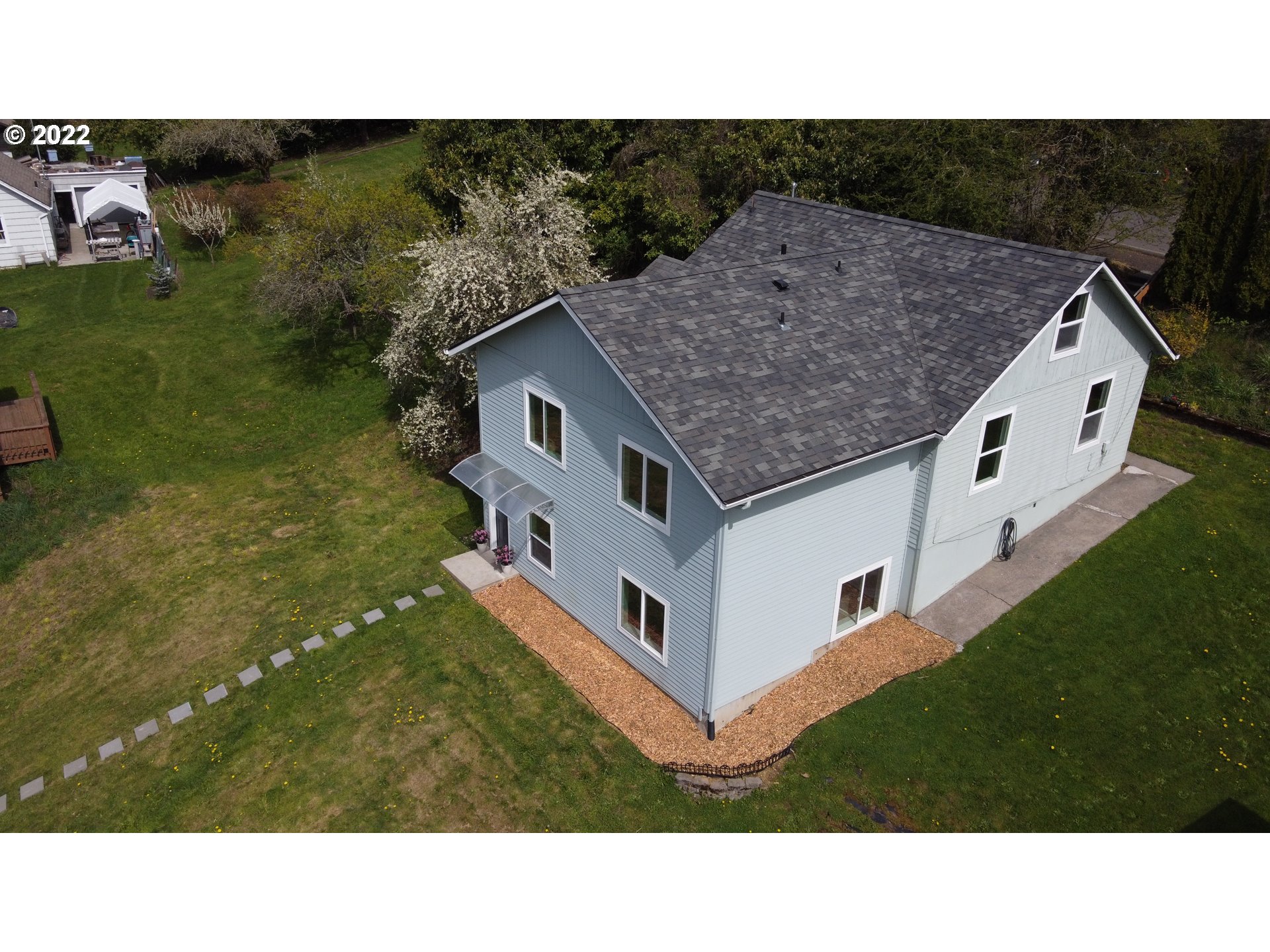 9517 Southwest Boones Ferry Road Portland, OR 97219 - Photo 29 of 32 Gallery Image 29