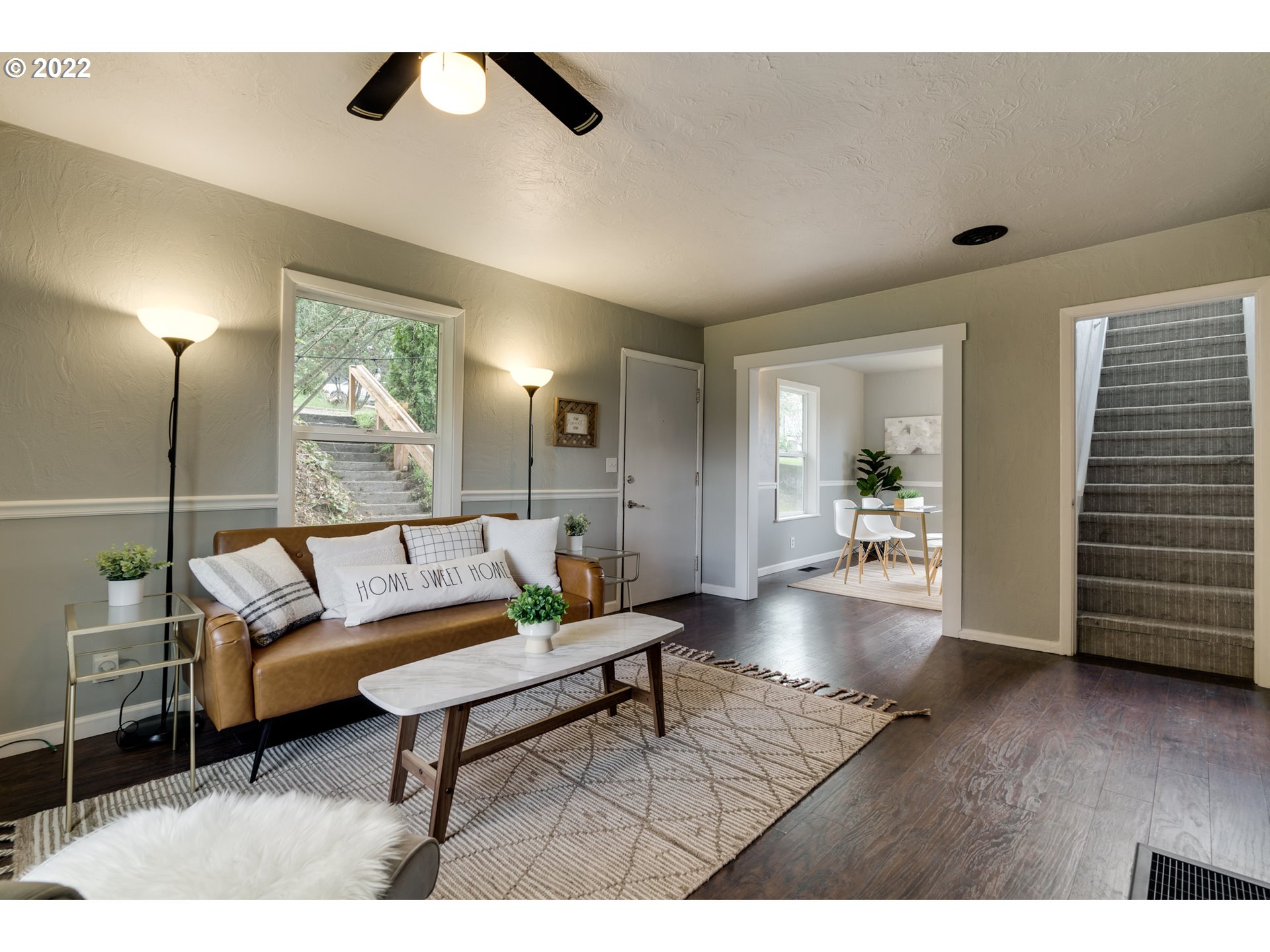 9517 Southwest Boones Ferry Road Portland, OR 97219 - Photo 6 of 32 Gallery Image 6