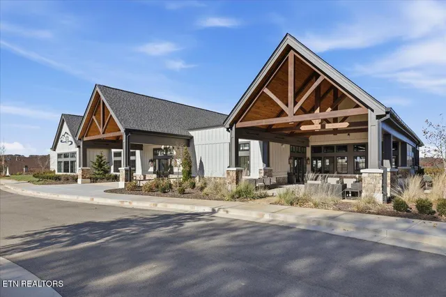 $250,000 | 2532 Persimmon Ridge, Loudon, TN 37774