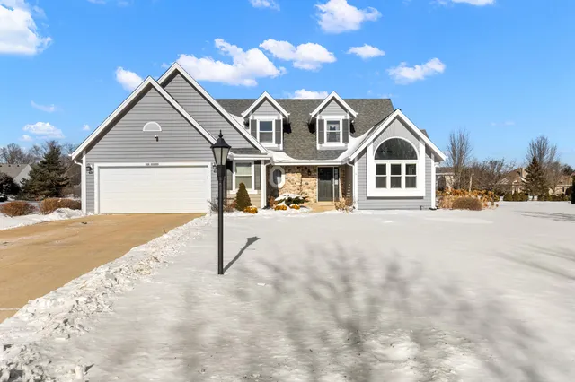 $590,000 | N53W15786 Creekwood Crossing, Menomonee Falls, WI 53051
