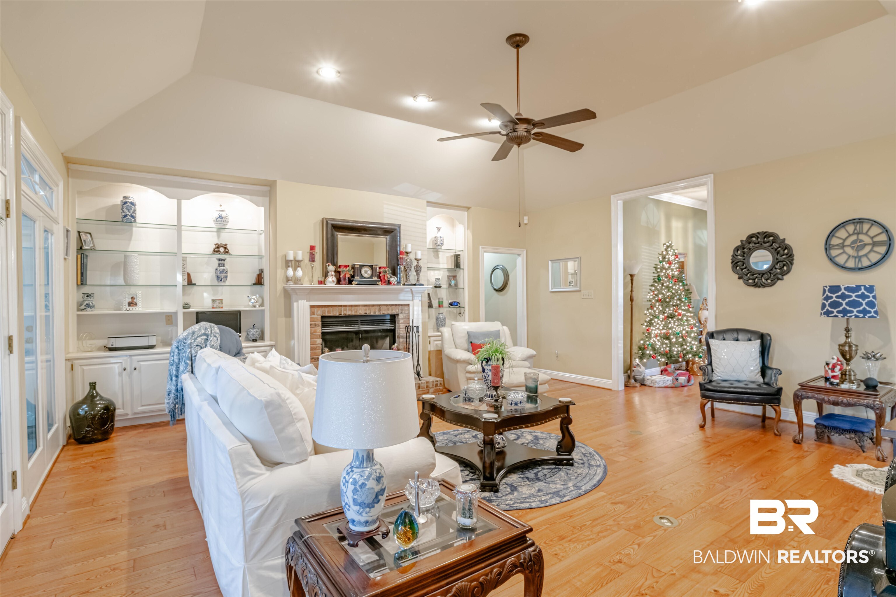 1128 Southern Way Court Mobile, AL 36609 - Photo 13 of 35