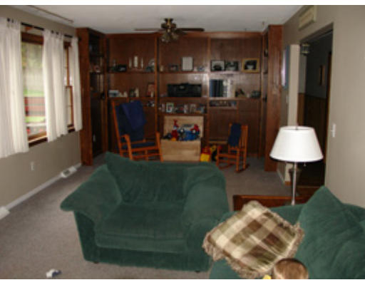 209 Turners Falls Road Montague, MA 01351 - Photo 2 of 8 Gallery Image 2