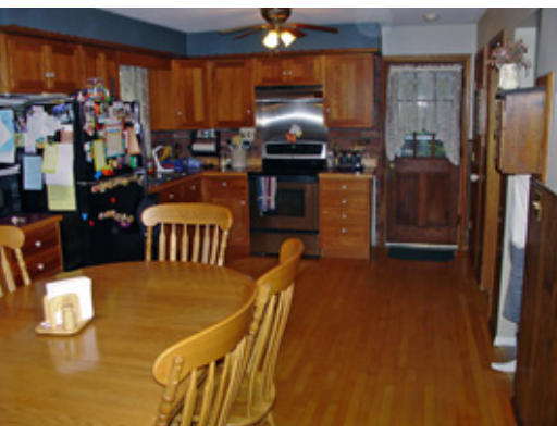 209 Turners Falls Road Montague, MA 01351 - Photo 4 of 8 Gallery Image 4