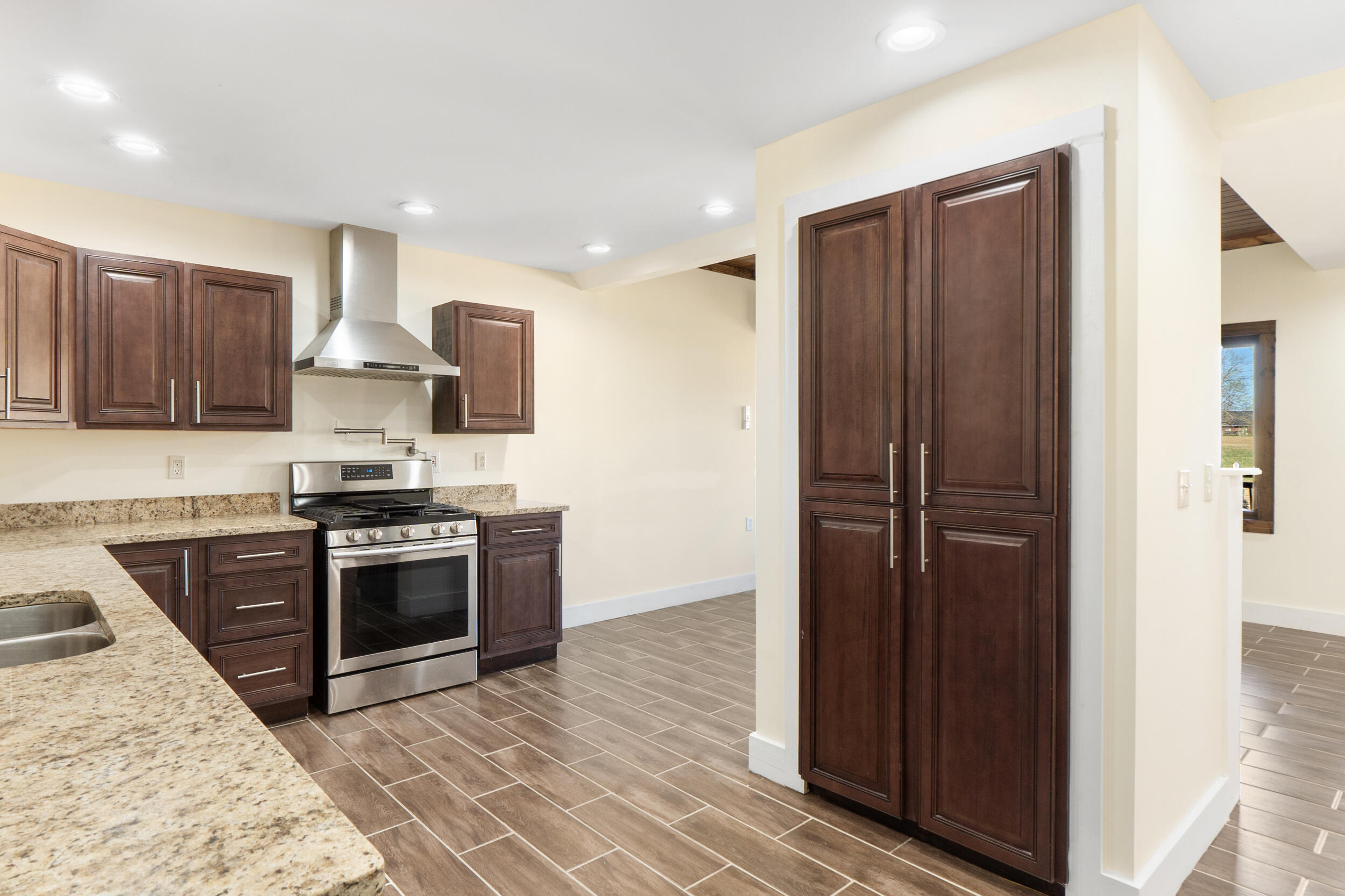 11134 East Brainerd Road Apison, TN 37302 - Photo 11 of 45 _dsc8102