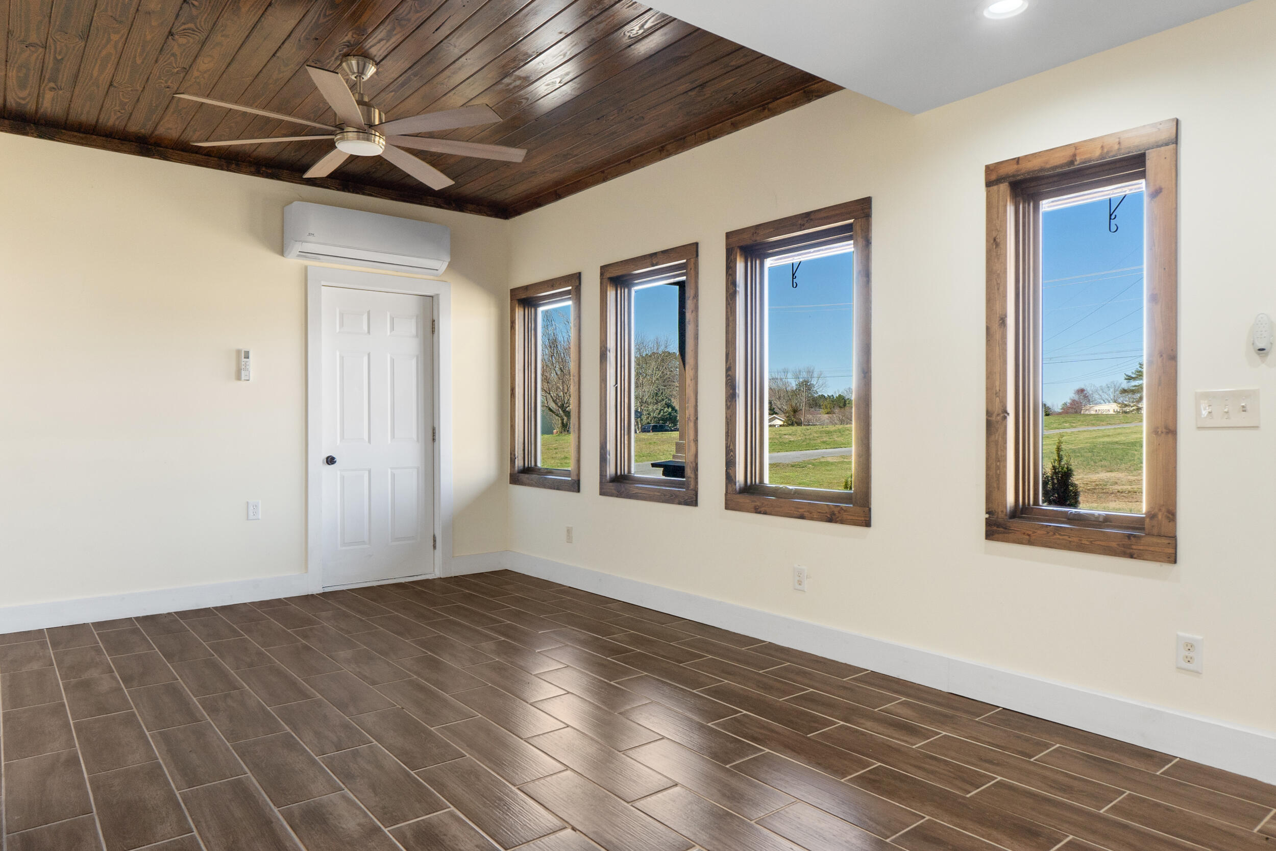 11134 East Brainerd Road Apison, TN 37302 - Photo 5 of 45 _dsc8081