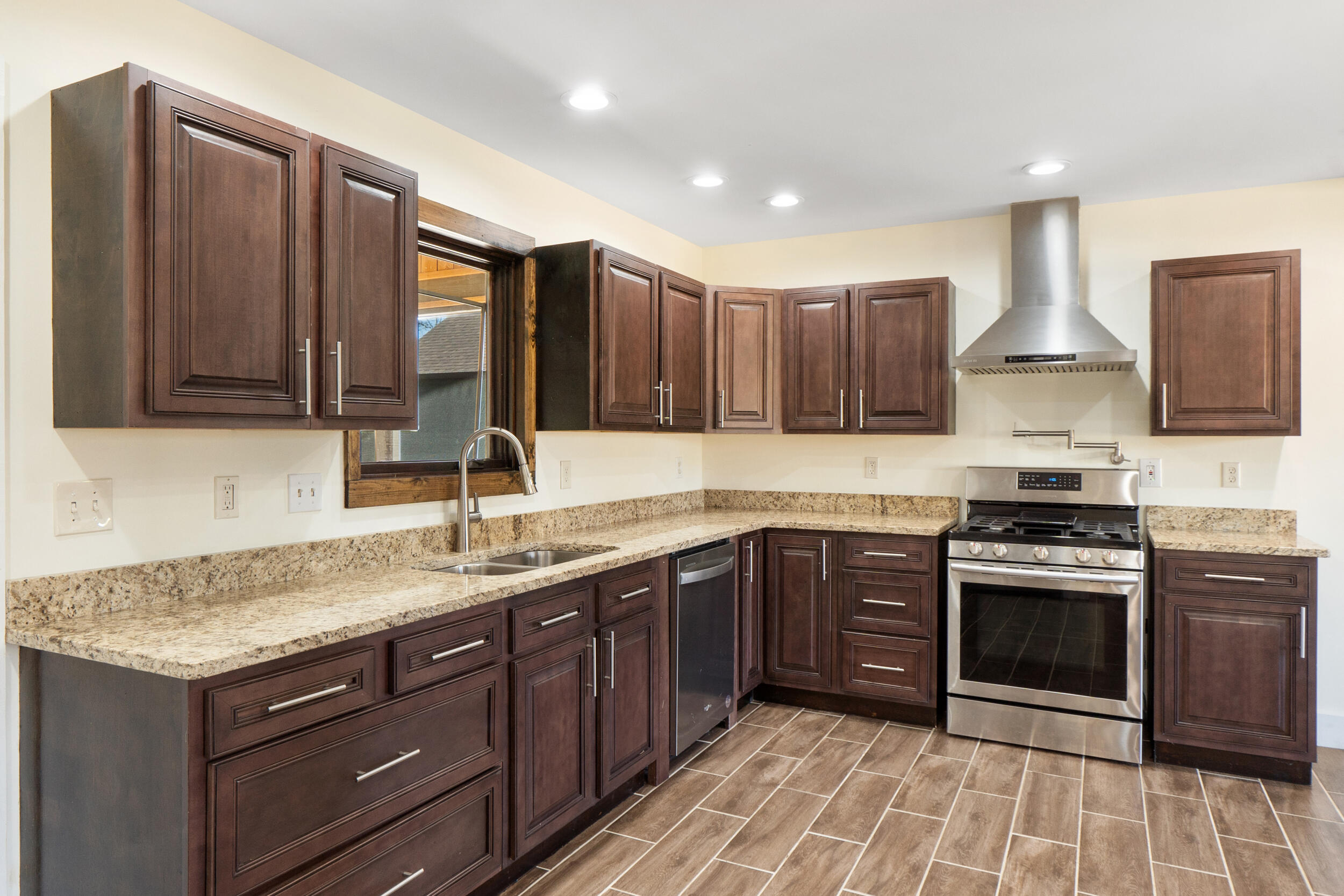 11134 East Brainerd Road Apison, TN 37302 - Photo 9 of 45 _dsc8099