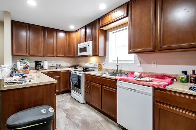 $700,000 | 5723 South Broadway, Wichita, KS 67216