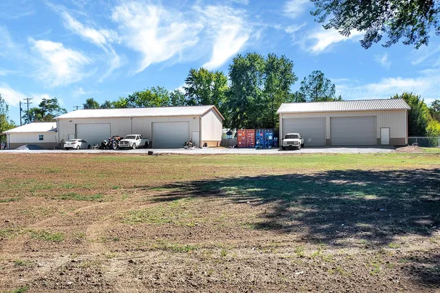 $700,000 | 5723 South Broadway, Wichita, KS 67216