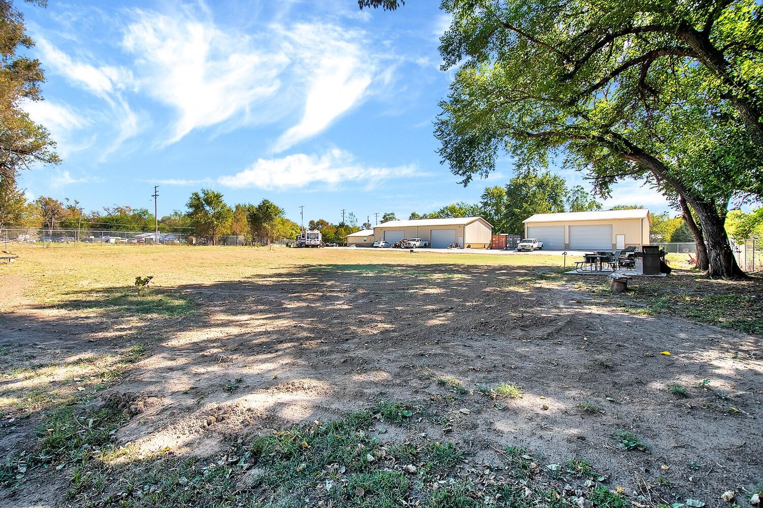 5723 South Broadway Wichita, KS 67216 - Photo 28 of 32