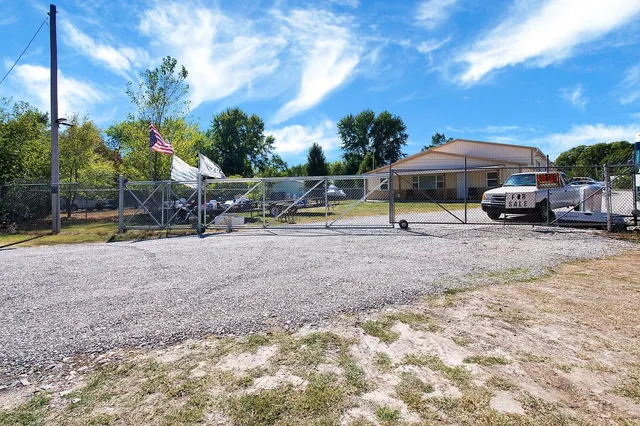 $700,000 | 5723 South Broadway, Wichita, KS 67216