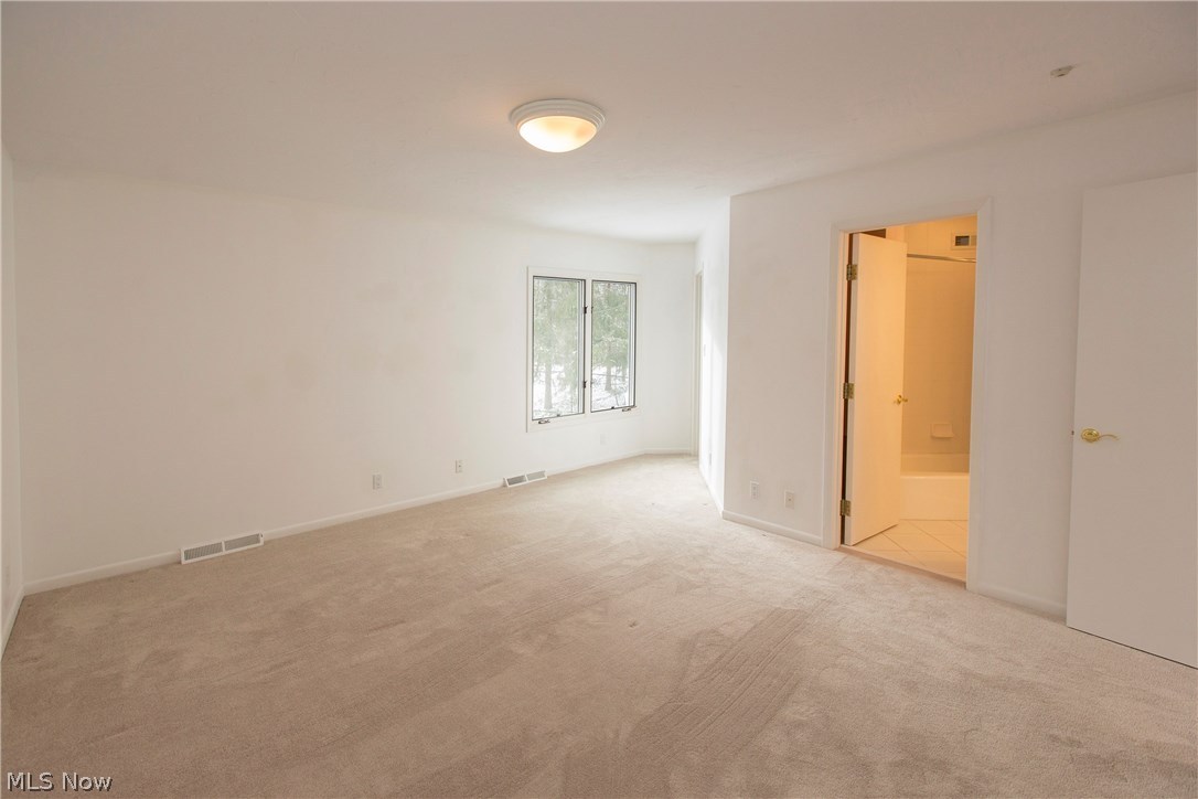 2768 Lander Road Cleveland, OH 44124 - Photo 27 of 35