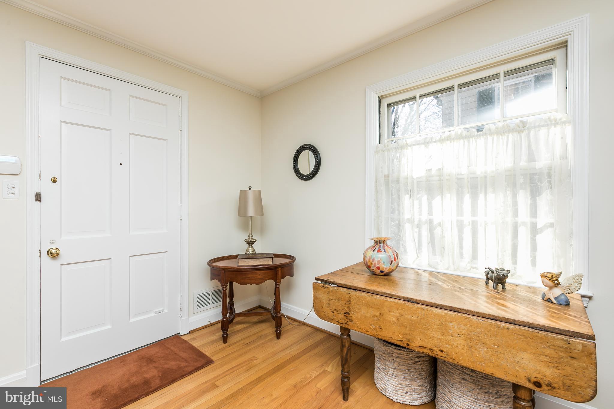 334 Paddington Road Baltimore, MD 21212 - Photo 4 of 40