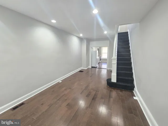 $1,600 | 402 North Curley Street, Baltimore, MD 21224