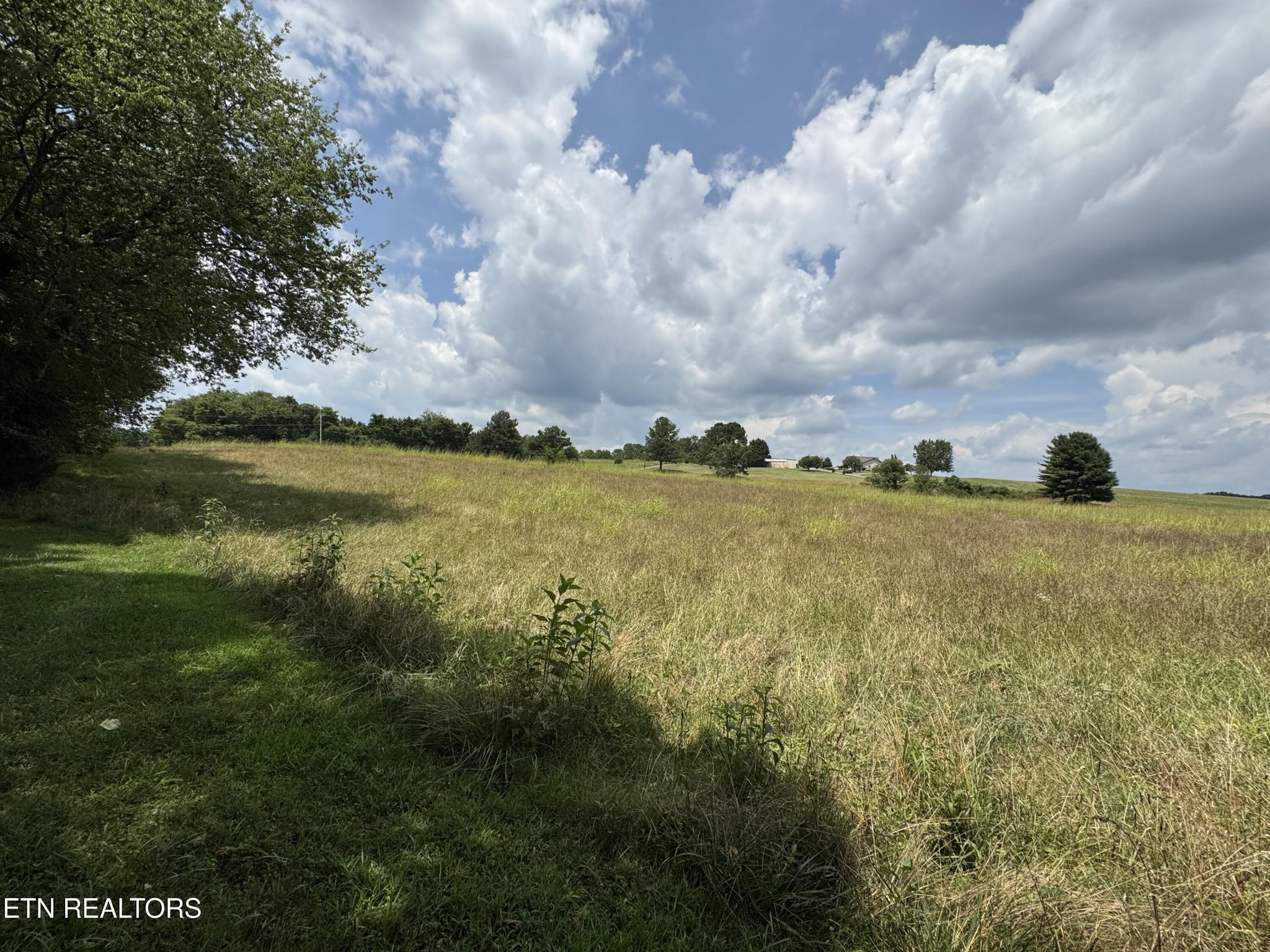 4 Bent Road Kodak, TN 37764 - Photo 15 of 19 Gallery Image 15