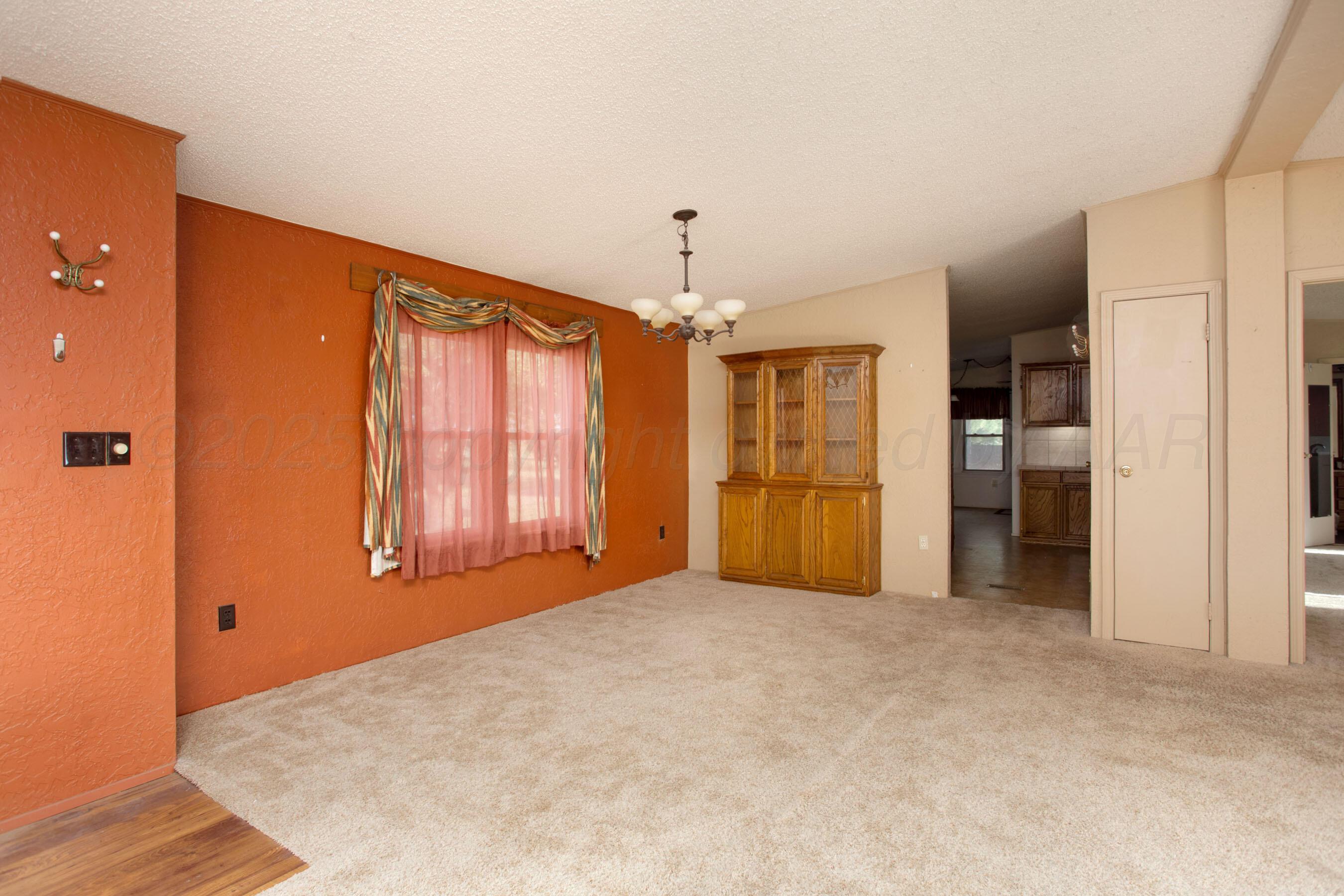 1500 2 Deer Trail Amarillo, TX 79124 - Photo 15 of 52 Dining