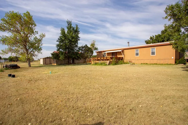 a street view with residential house
