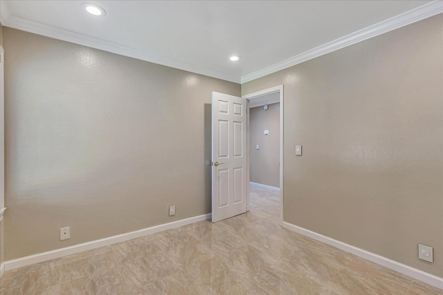 673 Timberpine Avenue Sunnyvale, CA 94086 - Photo 23 of 33 a view of an empty room