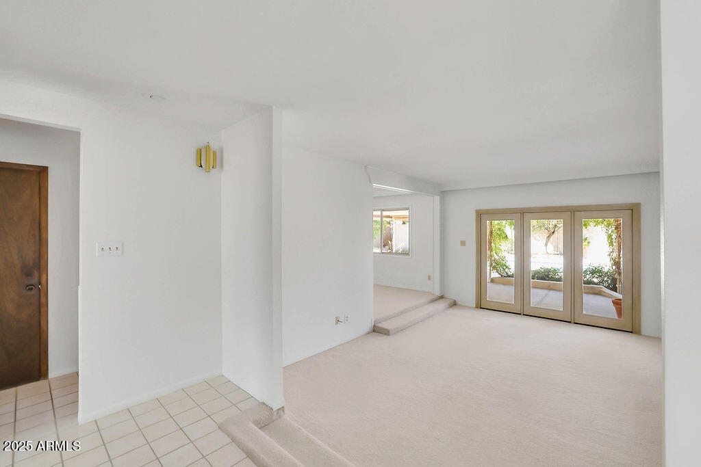 2644 East Mountain View Road Phoenix, AZ 85028 - Photo 5 of 57 IMG_3659